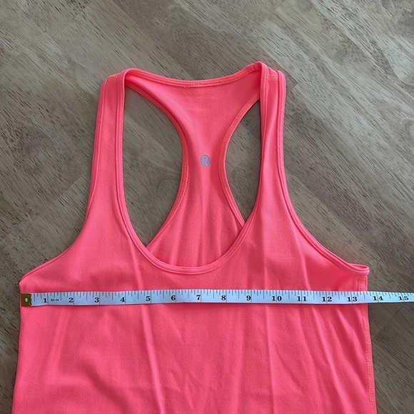 Lululemon Top - Picture 10 of 11